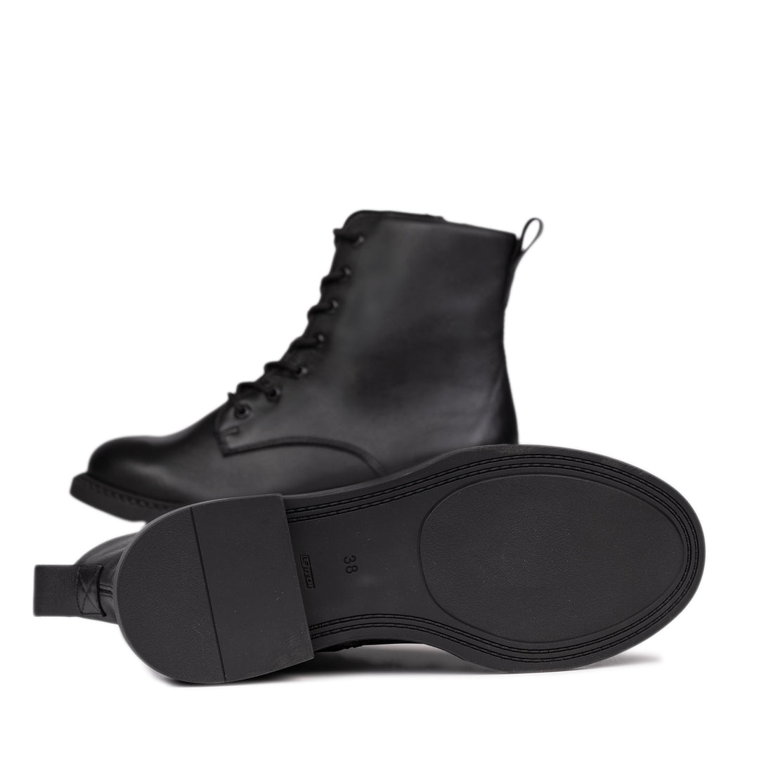 PILKE Schnürstiefel