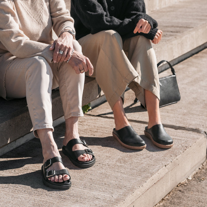 HALAVA Slip-ons